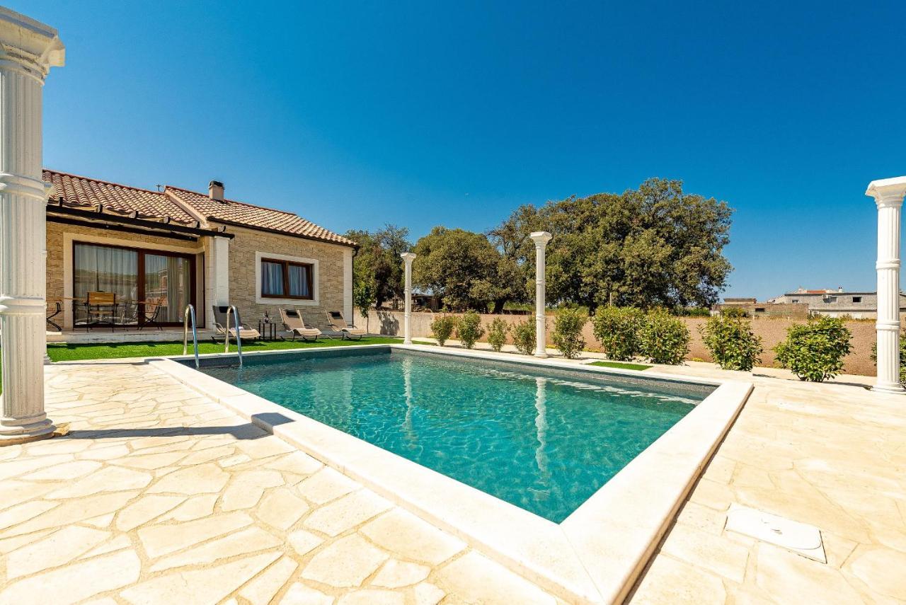 Villa Aldonna *